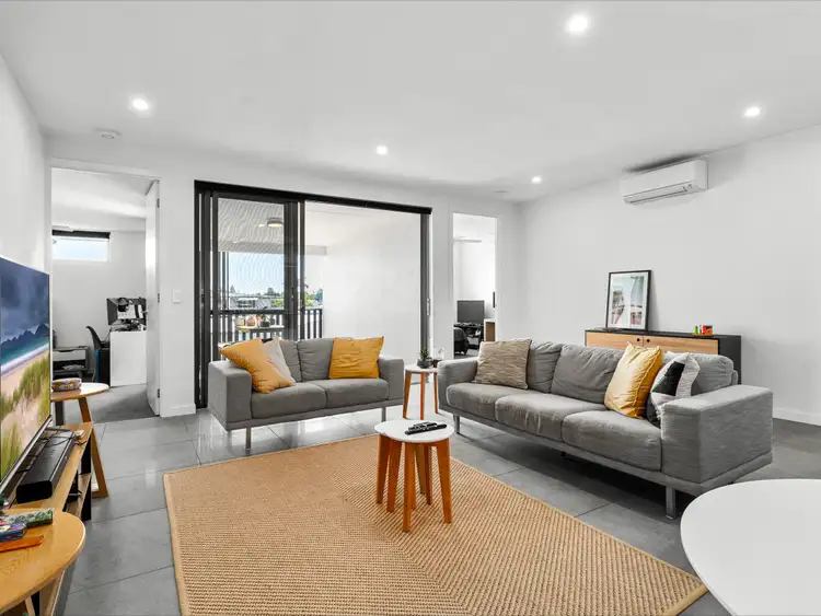 Third view of Homely unit listing, 303/38 Latimer Street, Holland Park QLD 4121