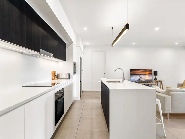 Fifth view of Homely unit listing, 303/38 Latimer Street, Holland Park QLD 4121