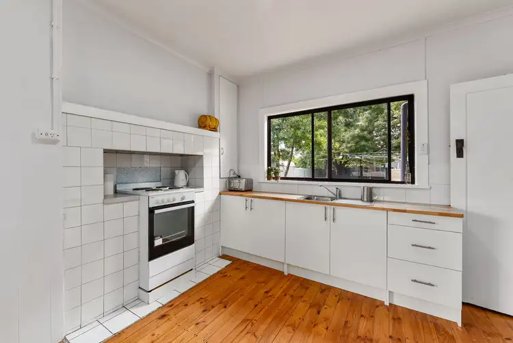 Third view of Homely house listing, 5 Davis Street, Bordertown SA 5268