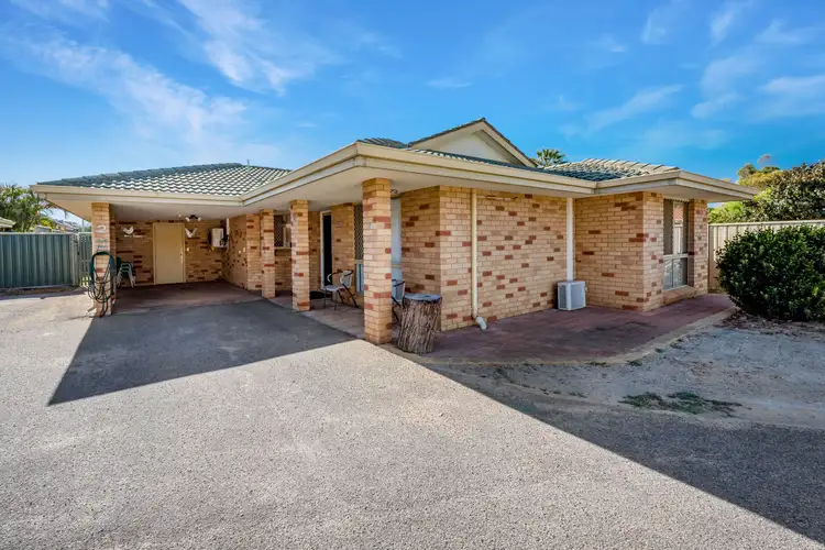 2/141 Railway Street, Bluff Point WA 6530