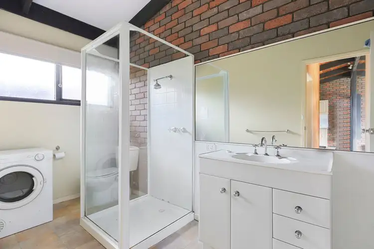 Sixth view of Homely unit listing, 3/20 Archibald Cresent, Warragul VIC 3820