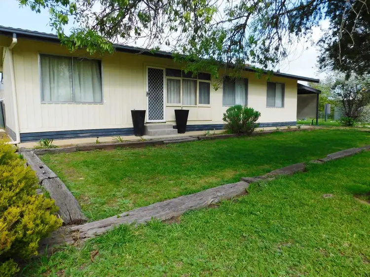 19 Park Terrace, Bordertown SA 5268