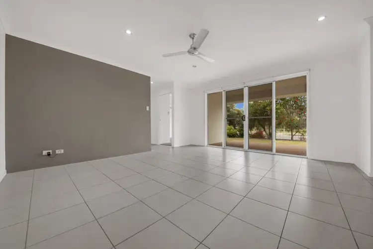 Sixth view of Homely unit listing, 2/32 Seagull Boulevard, Kirkwood QLD 4680