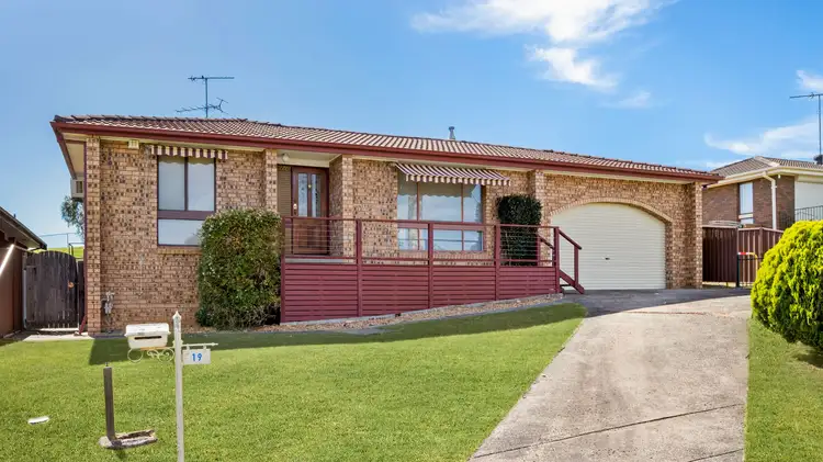 19 Pademelon Avenue, St Helens Park NSW 2560