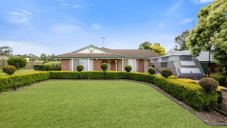 2 French Place, Currans Hill NSW 2567