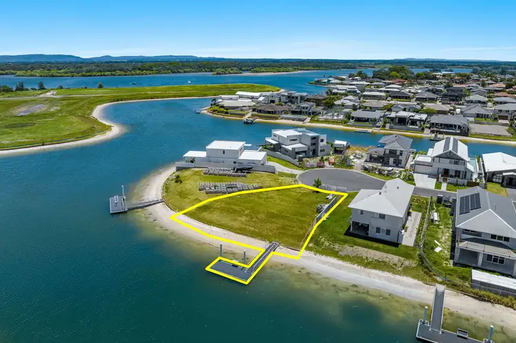 11 Amaroo Place, Yamba NSW 2464