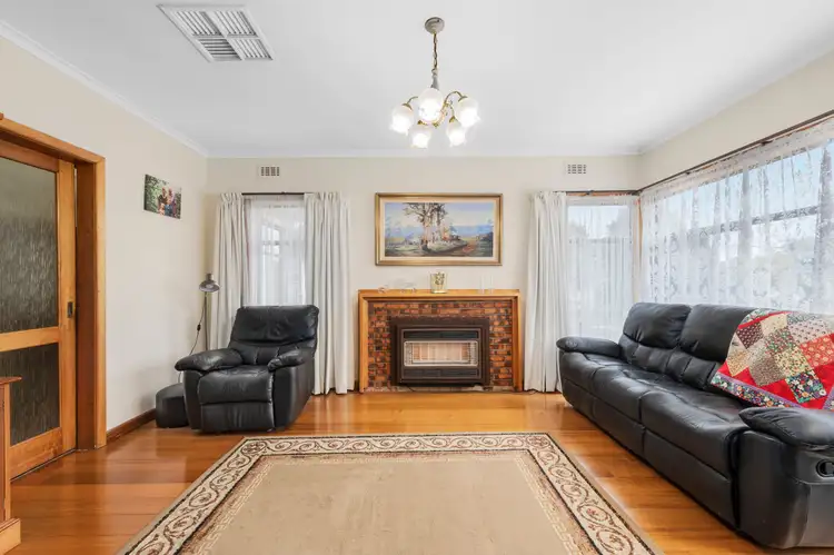 Third view of Homely house listing, 2 Therese Avenue, Mount Waverley VIC 3149