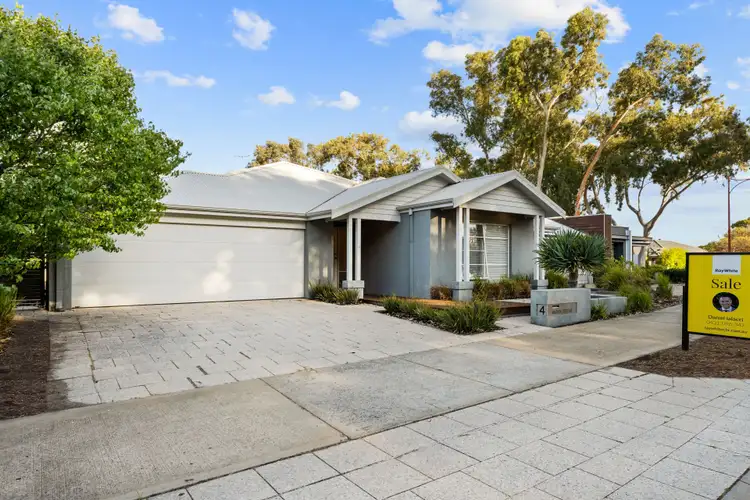Second view of Homely house listing, 4 Magenta Crescent, Baldivis WA 6171