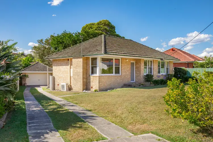 42 Ashbury Street, Adamstown Heights NSW 2289