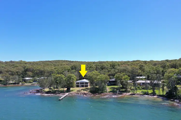 18 The Esplanade, North Arm Cove NSW 2324