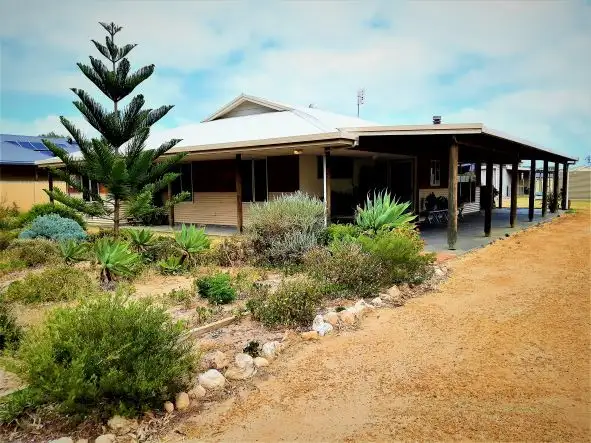 Main view of Homely house listing, 3 Chivers Concourse, Dongara WA 6525