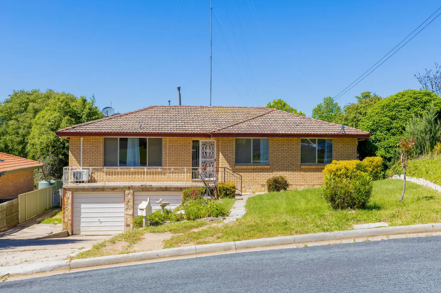 Main view of Homely house listing, 5 Camellia Place, Crestwood NSW 2620