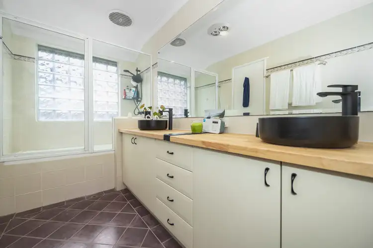 Fifth view of Homely other listing, 34 Nottingham Gardens, Ballajura WA 6066