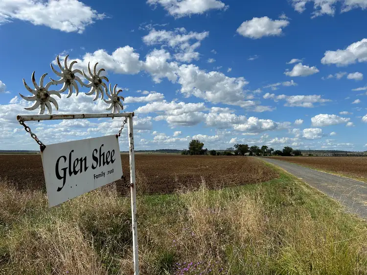 "Glen Shee"/0 McKenzie Road, Oakey QLD 4401