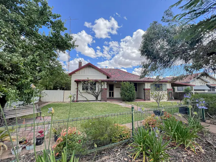 14 Grenfell Street, West Wyalong NSW 2671