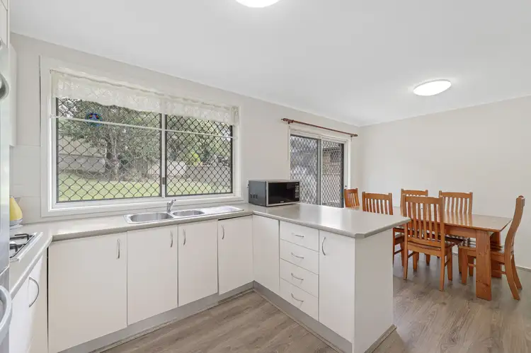Fourth view of Homely house listing, 17 Twingleton Avenue, Ambarvale NSW 2560