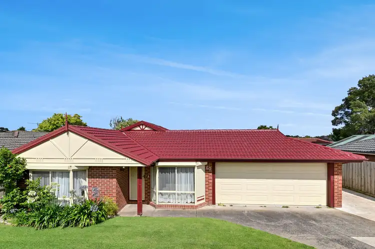 60 Hamilton Drive, Cranbourne North VIC 3977