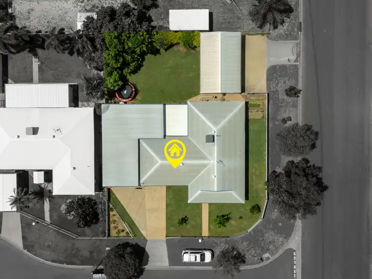 Second view of Homely house listing, 8 Stephanie Court, Emerald QLD 4720