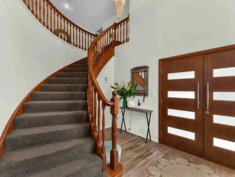 Second view of Homely house listing, 5 Chantilly Court, Albany Creek QLD 4035