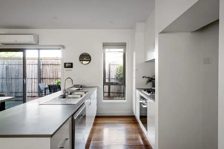 Third view of Homely unit listing, 2/20 Primula Avenue, Brooklyn VIC 3012
