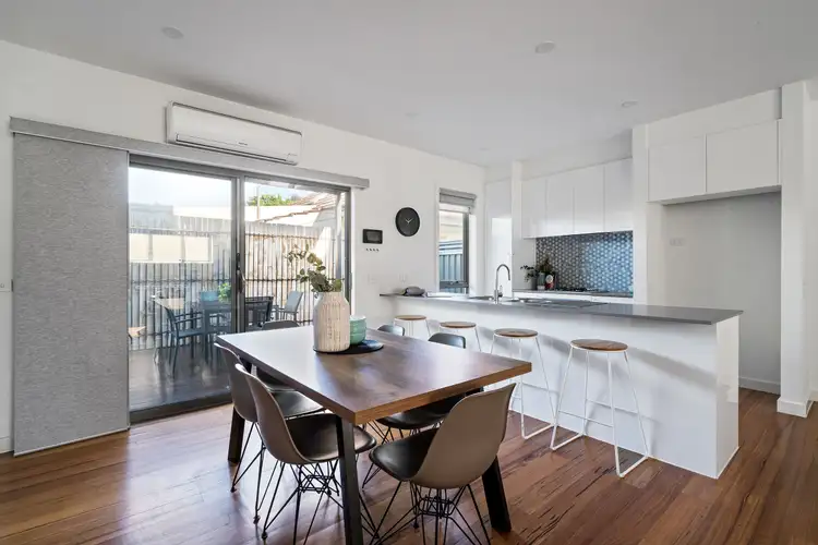 Fifth view of Homely unit listing, 2/20 Primula Avenue, Brooklyn VIC 3012