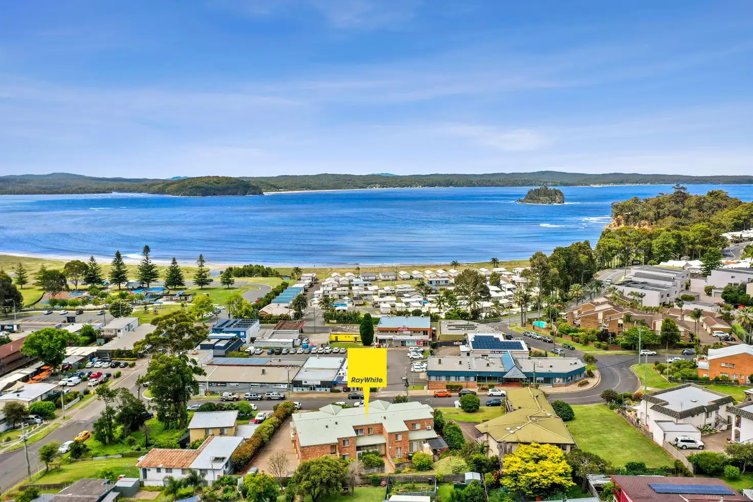 Main view of Homely townhouse listing, 4/6-8 Corrigan Crescent, Batehaven NSW 2536