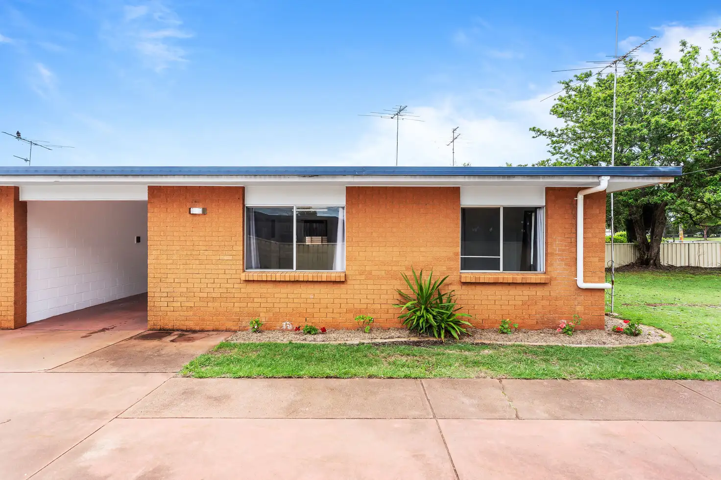 Main view of Homely unit listing, 1/382 Bridge Street, Wilsonton QLD 4350