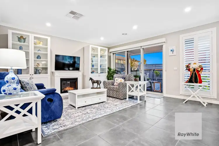 Fifth view of Homely house listing, 26 Creekside Circuit, Hillside VIC 3037