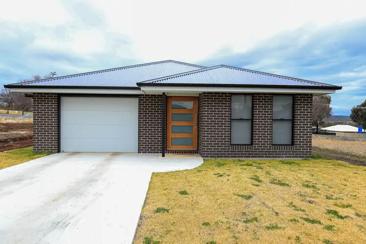 69 Mather Street, Inverell NSW 2360
