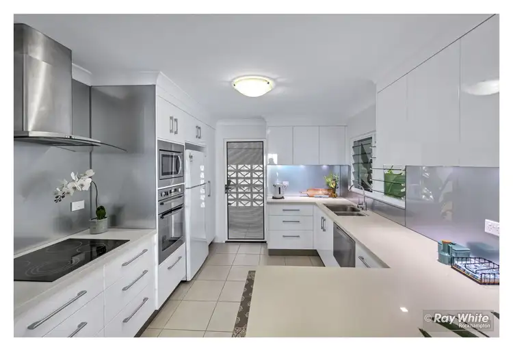 Fifth view of Homely house listing, 2 Ocean Parade, Cooee Bay QLD 4703