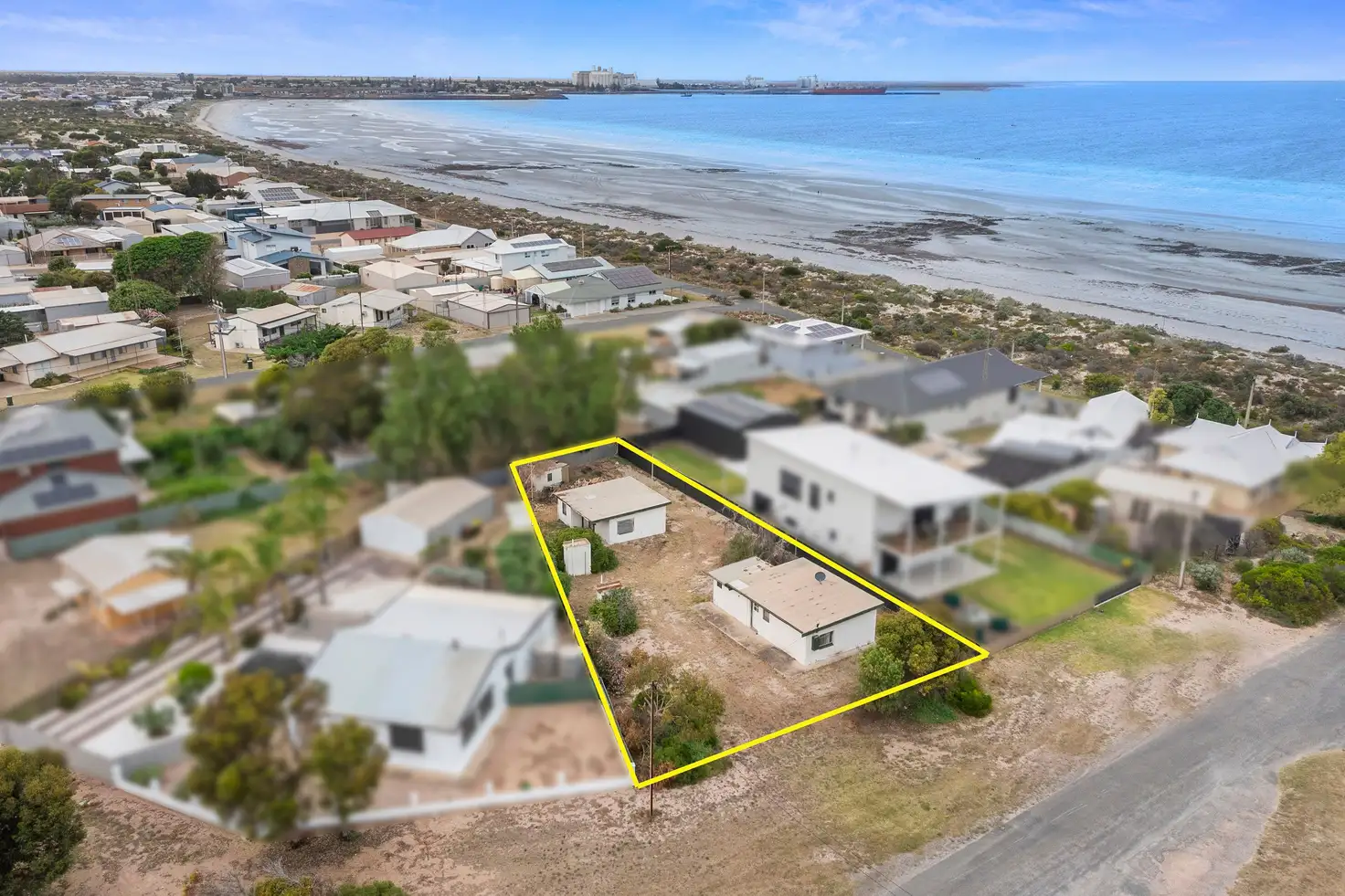 Main view of Homely house listing, 4 Bayview Parade, North Beach SA 5556
