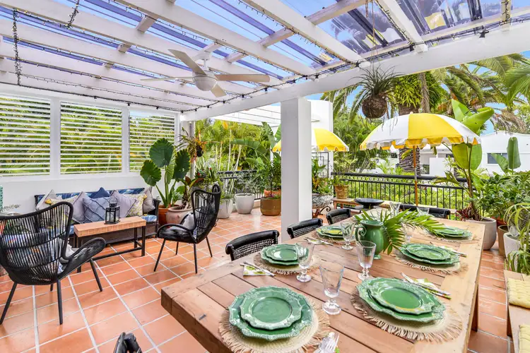 7/100 Cotlew Street East, Southport QLD 4215