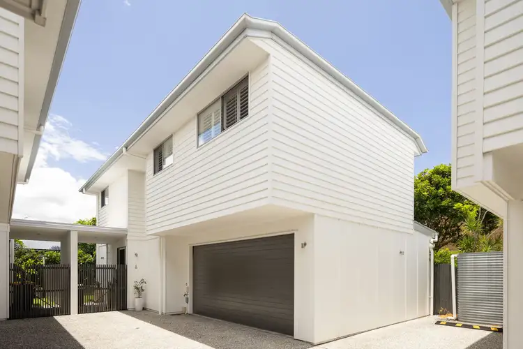 Main view of Homely townhouse listing, 4/18 Willmington Street, Wooloowin QLD 4030