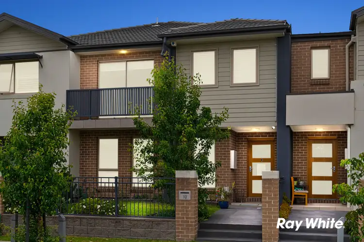 10 Laura Street, Oran Park NSW 2570