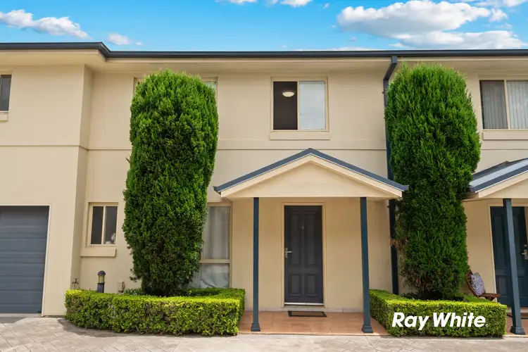 3/2 Stanbury Place, Quakers Hill NSW 2763