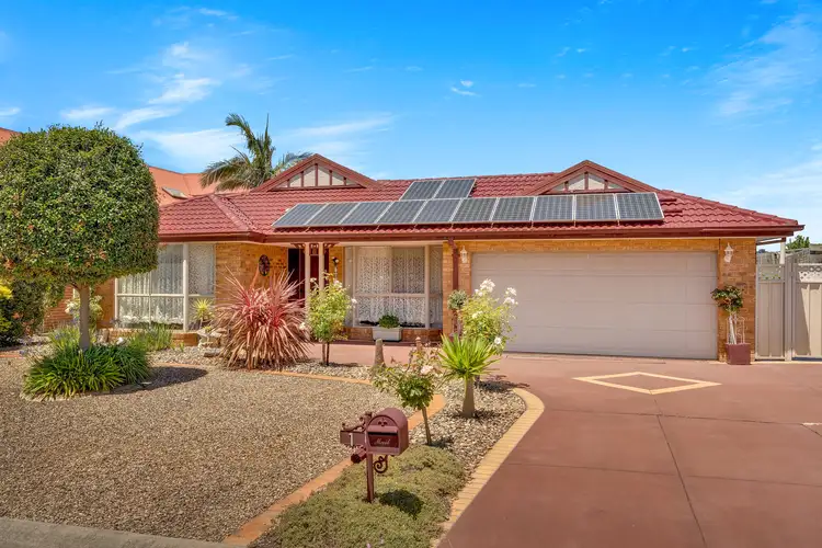 1 Waterdale Rise, Craigieburn VIC 3064