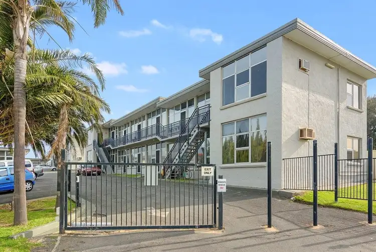 Main view of Homely house listing, 10/11-17 Hindmarsh Road, Mccracken SA 5211
