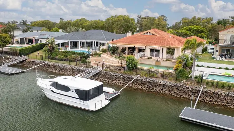 1047 Rosebank Way, Hope Island QLD 4212