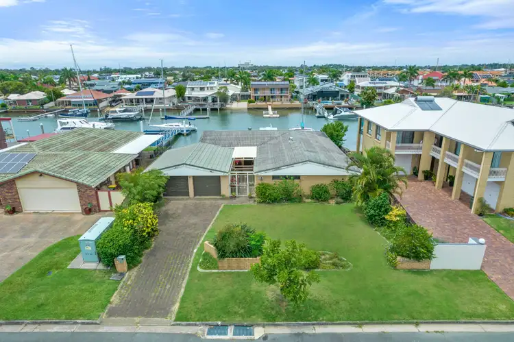 32 Australia Court, Newport QLD 4020