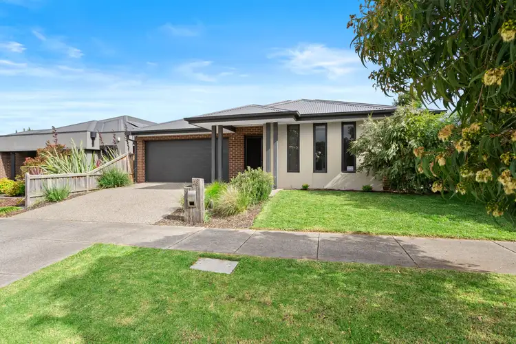 38 Gyrfalcon Way, Doreen VIC 3754
