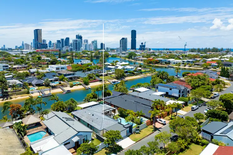 22 Gretel Drive, Mermaid Waters QLD 4218