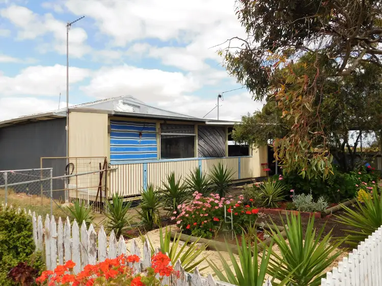 5 Williams Street, Serviceton VIC 3420