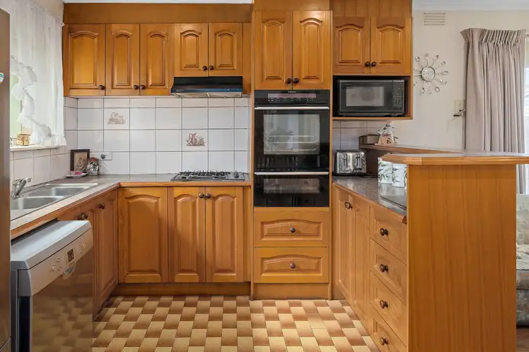 Sixth view of Homely house listing, 15 Delta Court, Thomastown VIC 3074
