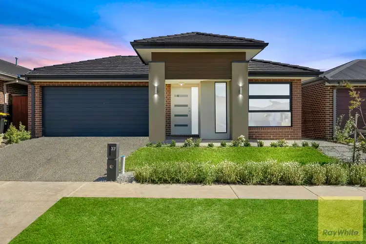 Main view of Homely house listing, 37 Kangaroo Crescent, Aintree VIC 3336