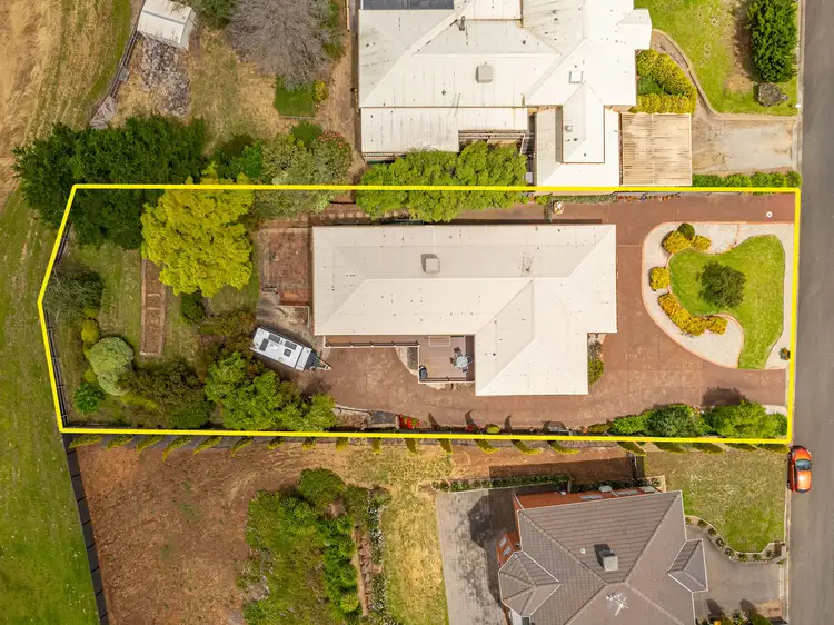 Second view of Homely house listing, 15 Augusta Place, Darley VIC 3340