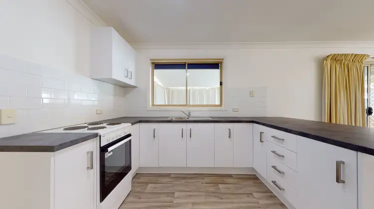 Fifth view of Homely house listing, 92 Twickenham Drive, Dubbo NSW 2830