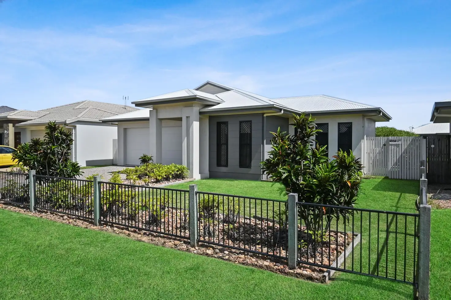 Main view of Homely house listing, 11 Featherwood Street, Mount Low QLD 4818