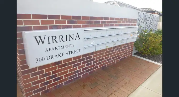 3/300 Drake Street, Morley WA 6062