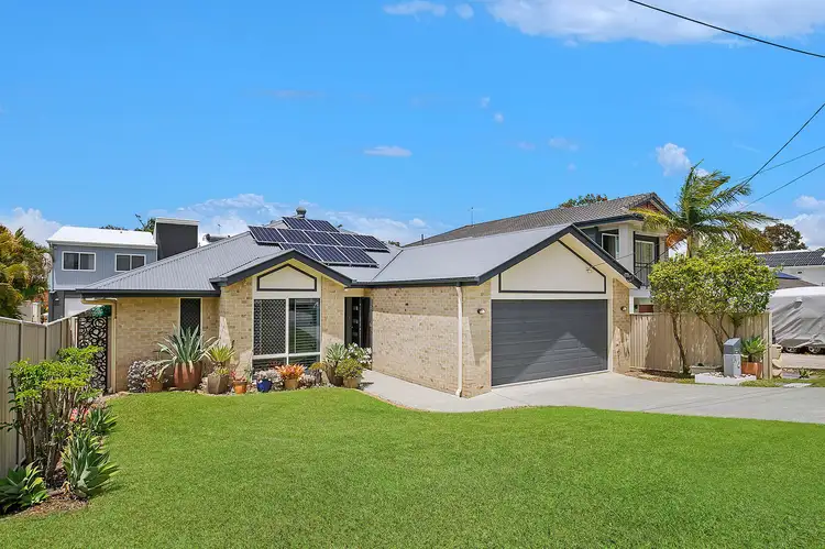 3A Brennan Road, Scarborough QLD 4020