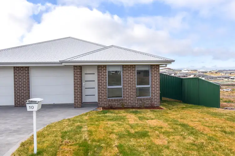 10 Wallace Way, Kelso NSW 2795